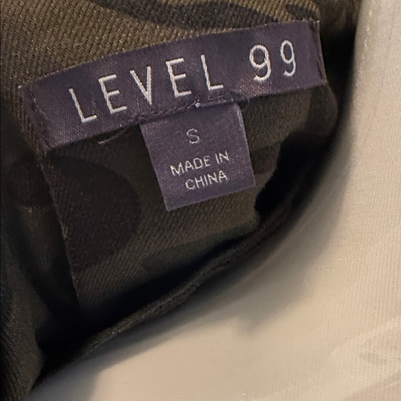 Level 99 Camouflage Blazer - Picture 2 of 7